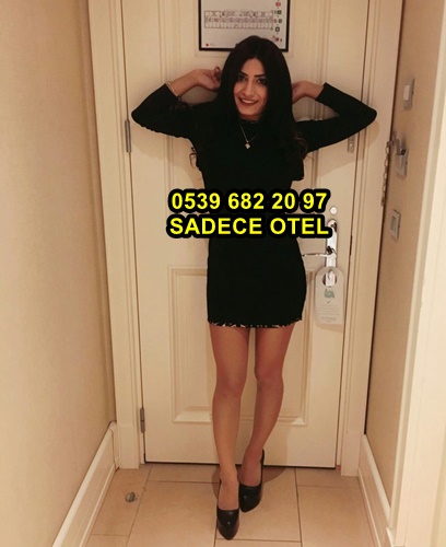 Bakırköy Melez Asıllı Escort Larisa