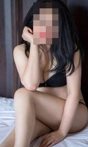 Beylikdüzü Esenyurt Evinde Görüşen Kadın Escort Elvan